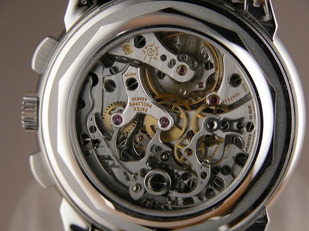 Patek Philippe 5970 – Movement ( Credits: © watchuseek.com )