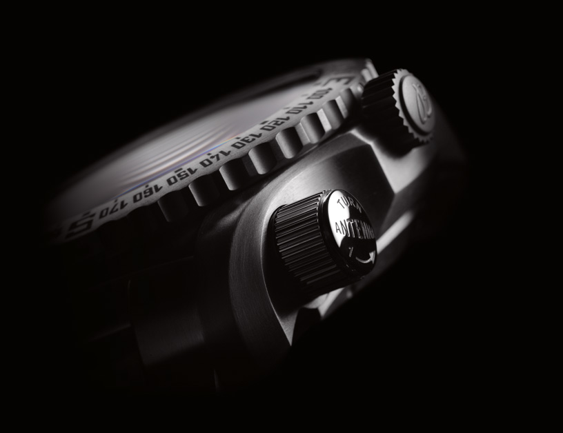 Breitling Emergency II - Antenna Cover