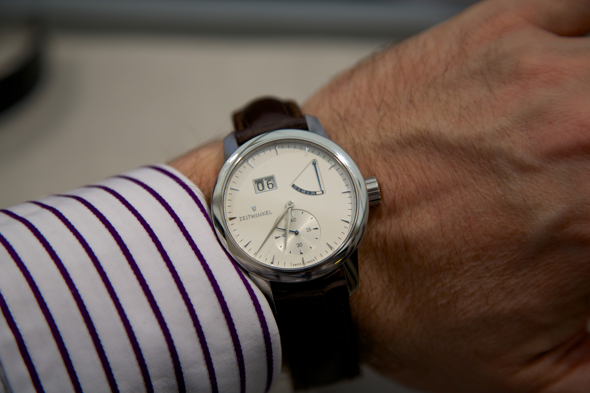 Zeitwinkel 273° - Wristshot