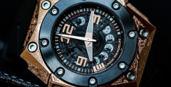 Linde Werdelin Oktopus II Moon Tattoo