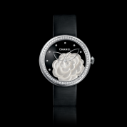Chanel Mademoiselle Prive Camelia