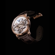 MB&F Legacy Machines LM2